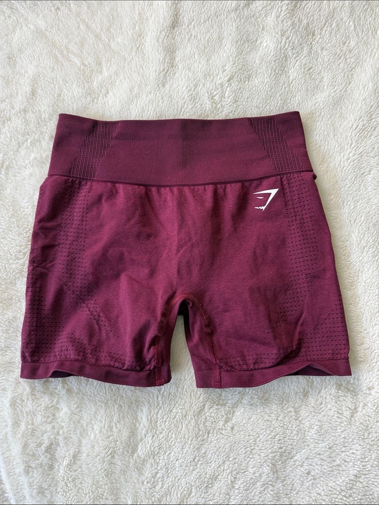 Gymshark Pants - Gymshark High-Waist Seamless Bike Shorts in Burgundy Wine